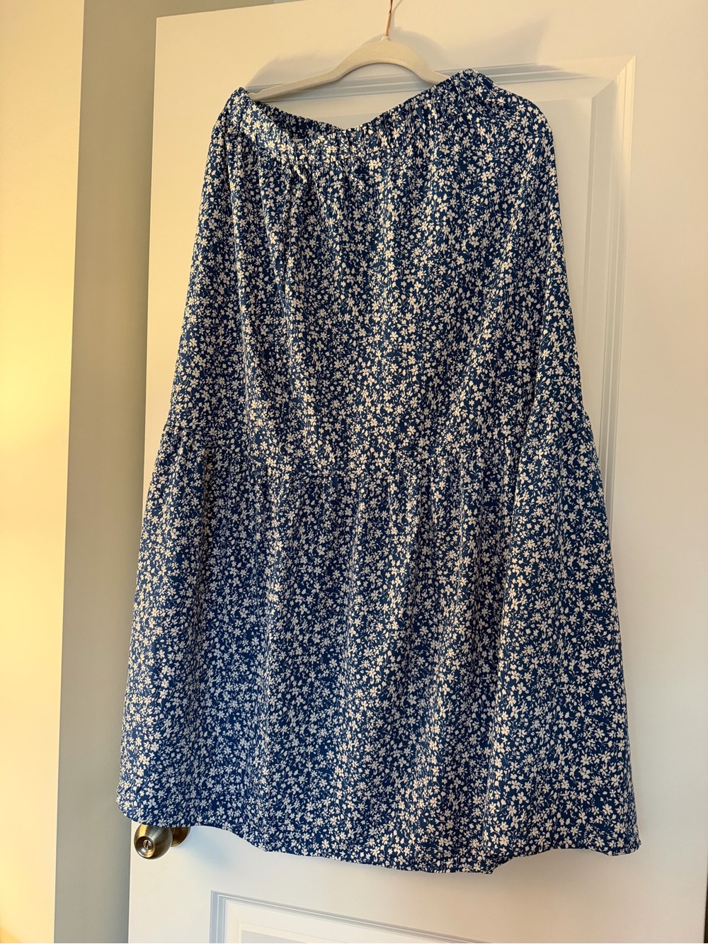NWOT Women’s Blue Floral Midi Skirt